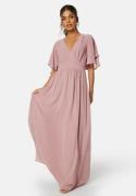 Bubbleroom Occasion Butterfly sleeve chiffon gown Dusty pink 38