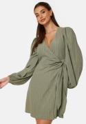 BUBBLEROOM Balloon Sleeve Structured Wrap Dress Khaki green XS