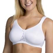 Miss Mary Smooth Lacy Moulded Soft Bra BH Vit C 95 Dam