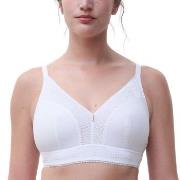 Chantelle BH EasyFeel Wirefree Support Bra Vit nylon F 85 Dam