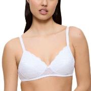 Triumph BH Amourette Non Wired Padded Bra Vit B 85 Dam