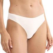 Triumph Trosor Body Make-Up Illusion Lace Highleg Tai Offwhite 44 Dam
