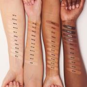 MAC Studio Fix 36HR Smooth Angles Concealer (Various Shades) - NW40