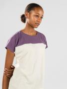 Kazane Yrsa T-Shirt montana grape wht asp