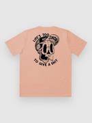 The Dudes Too Short Smokes Classic T-Shirt fraiche peche