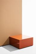 Pastill - Pop bord i färgat glas 60x60 cm - Brun - Soffbord - Från Hom...