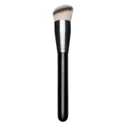 MAC Cosmetics 170 Synthetic Rounded Slant Brush