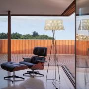 LZF LAMPS LZF Lola trebent golvlampa, svart/elfenben