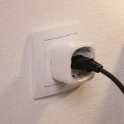 Paulmann ZigBee Smart Plug mellankontakt