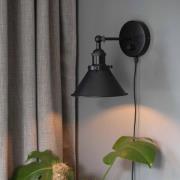 PR Home Vägglampa Anton med stickkontakt, 18 cm, dimbar, svart