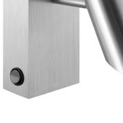 Brilliant LED-väggspotlight Risell, bredd 9 cm, aluminiumfärgad metall