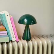 HÜBSCH LED-batteridriven bordslampa Mush, mörkgrön, höjd 20 cm