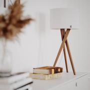 By Rydéns By Rydens bordslampa Vega, ek/vit, 55 cm, trä, textil