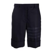 Thom Browne Blå Bermuda Shorts i Ullblandning med Randiga Detaljer Blu...