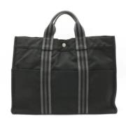 Hermès Vintage Begagnad Hermès-väska i svart canvas Black, Dam