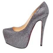 Christian Louboutin Pre-owned Pre-owned Pumps Gray, Dam