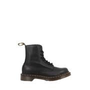 Dr. Martens Svarta Virginia Snörstövlar Black, Dam