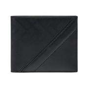 Fendi Elegant Läderplånbok med Diagonal Detalj Black, Herr