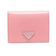 Prada Stilfullt läderplånbok med polerad finish och emaljlogotyp Pink,...