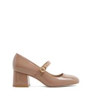 Stuart Weitzman Modern Mary Jane Pump Brown, Dam