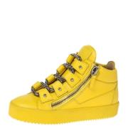 Giuseppe Zanotti Pre-owned Pre-owned Laeder sneakers Yellow, Dam