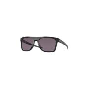 Oakley Svarta Snygga Solglasögon för Trendigt Utseende Black, Unisex