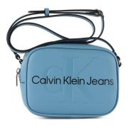 Calvin Klein Jeans Logo Kameraväska Eco-Läder Crossbody Blue, Dam