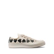 Comme des Garçons Play Vita Chuck Taylor Låga Sneakers med Multi Heart...