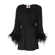 Art Dealer Svart silkesklänning med fjäderärmar Black, Dam