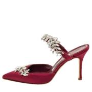 Manolo Blahnik Pre-owned Pre-owned Satin mules Red, Dam