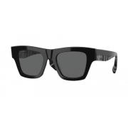 Burberry Stiliga solglasögon Ernest 399687 Black, Herr