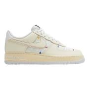 Nike Begränsad upplaga Hangul Day Cream Sneakers Beige, Dam