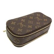 Louis Vuitton Vintage Pre-owned Canvas kuvertvskor Brown, Dam