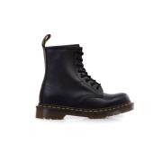 Dr. Martens Svarta Läder Unisex Stövlar 3cm Plattform Black, Dam