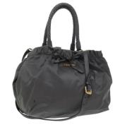 Prada Vintage Pre-owned Nylon handvskor Gray, Dam