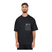 Armani Exchange Svart kortärmad T-shirt med dragkedjeficka Black, Herr