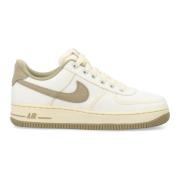 Nike Klassiska Air Force 1 '07 Sneakers Beige, Dam