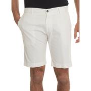 Berwich Bomull Bermuda Shorts med Skräddarsydd Ventil White, Herr