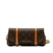 Louis Vuitton Vintage Pre-owned Canvas crossbodyvskor Brown, Dam