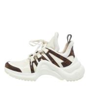 Louis Vuitton Vintage Pre-owned Canvas sneakers White, Dam