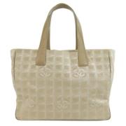 Chanel Vintage Pre-owned Nylon chanel-vskor Beige, Dam