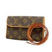 Louis Vuitton Vintage Pre-owned Tyg louis-vuitton-vskor Brown, Dam