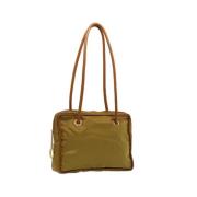 Celine Vintage Pre-owned Nylon celine-vskor Green, Dam