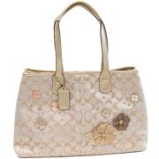 Coach Pre-owned Pre-owned Canvas axelremsvskor Beige, Dam