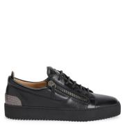 Giuseppe Zanotti Svarta Läder Låga Sneakers med Sidoficka Black, Herr