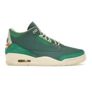 Jordan Retro Style Sneakers av Nina Chanel Abney Green, Herr