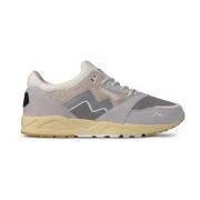 Karhu Aria 95 Blandade Material Sneakers Gray, Herr