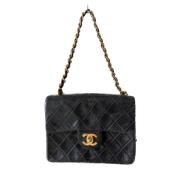 Chanel Vintage Pre-owned Metall chanel-vskor Black, Dam