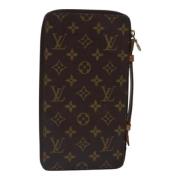 Louis Vuitton Vintage Pre-owned Canvas kuvertvskor Brown, Dam