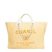 Chanel Vintage Pre-owned Canvas chanel-vskor Beige, Dam